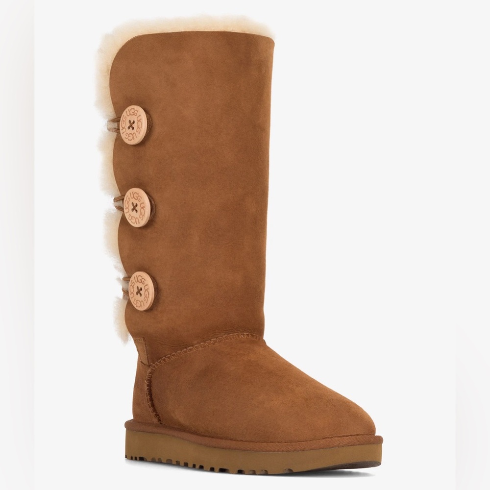 Bailey button triplet Ugg boots